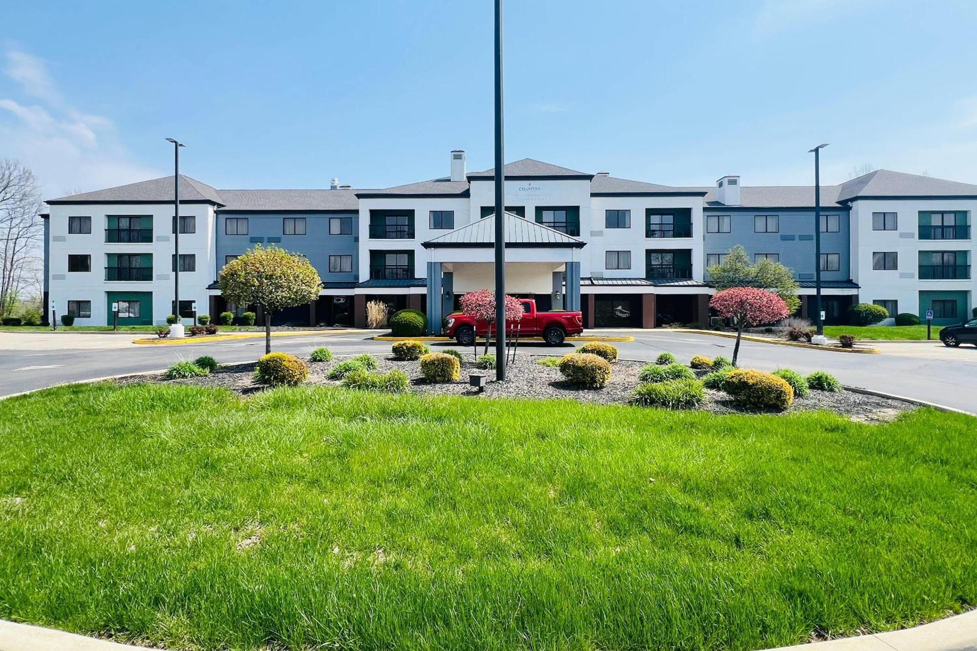 Country Inn & Suites By Radisson, Columbus-Edinburgh Экстерьер фото